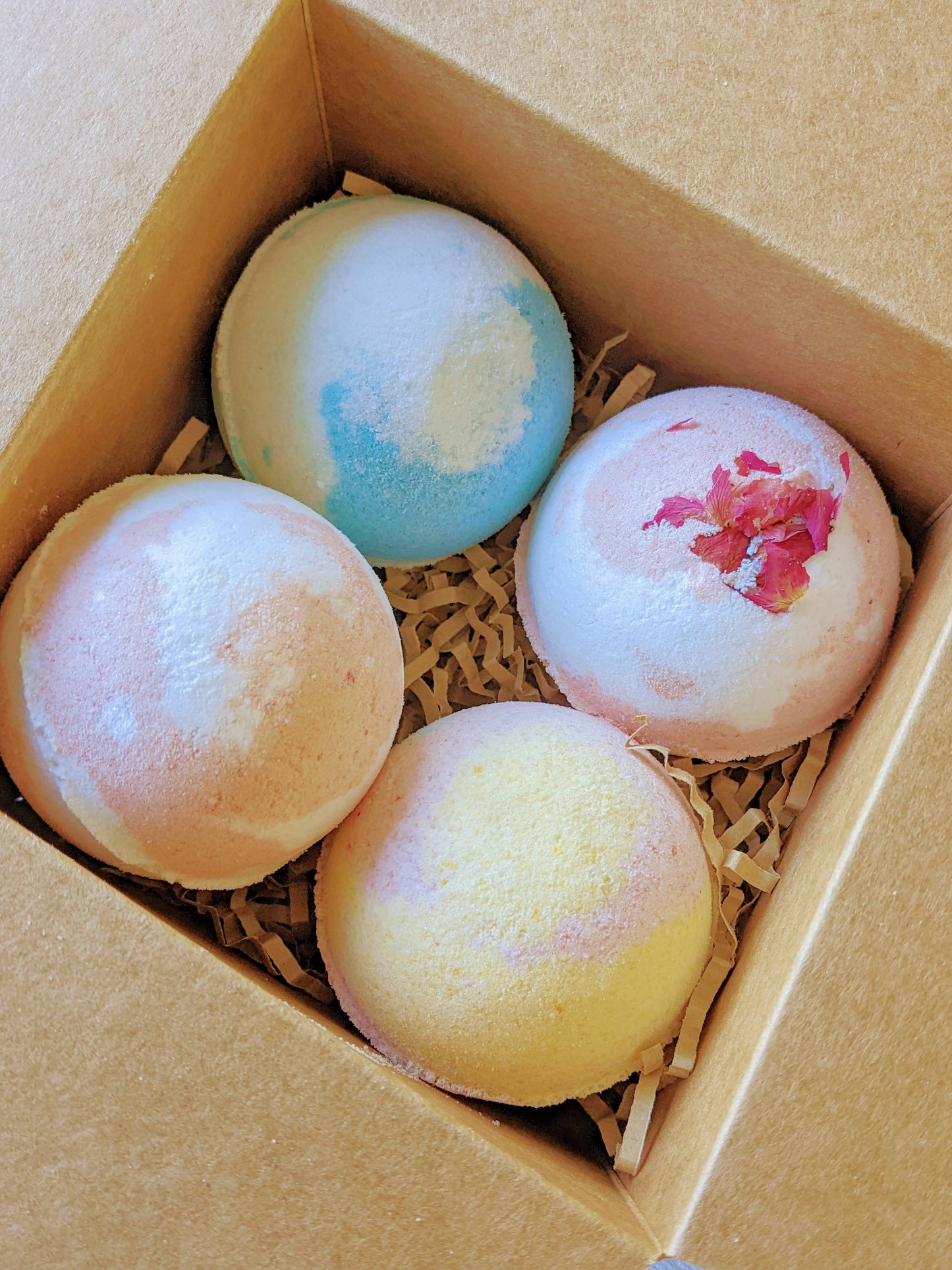 4 Large Bath Bombs